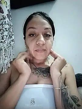 Tiphanydirty3's Live XXX Chat