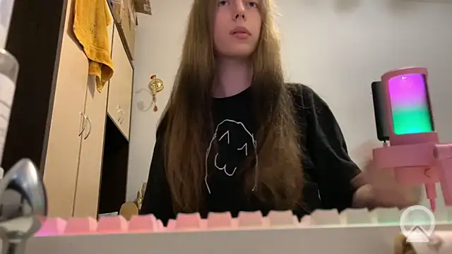 Webkamerová show britneylovely