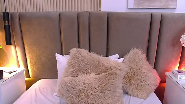 SaraLugo Chat XXX in diretta