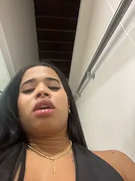 EmmaExoticaXXX's Live XXX Chat