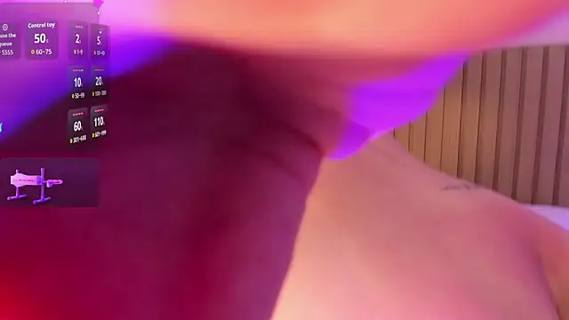 sexy_mich_18 现场XXX聊天