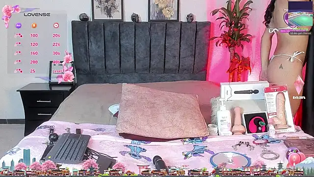Petite_pepper লাইভ XXX চ্যাট
