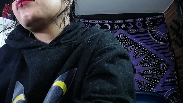 XXX chat uživo modela Yourmadame_P