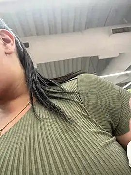 Chat XXX en directo de ValleryParker