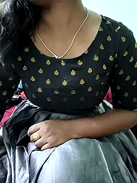 Miakhalifa24 ওয়েবক্যাম শো