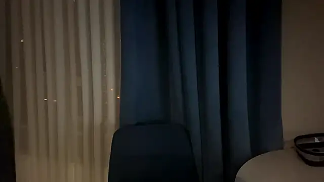 Chat XXX en directo de FeeedParanoid
