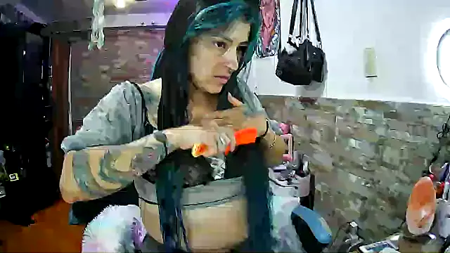 XXX chat uživo modela AngelaQueen_