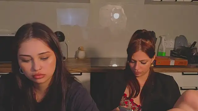 Sofia_Plumpn Webbikameraesitys