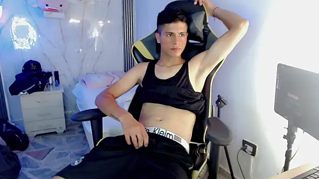 Ascii_one's Live XXX Chat