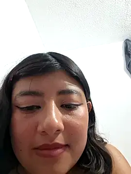 Evelymoon_ Adlı Modelin Canlı XXX Sohbeti