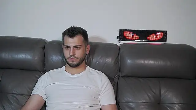 CrazyDom1 Chat XXX live