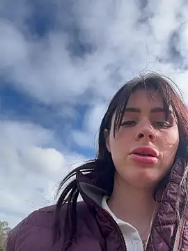 aus_queen élő XXX-chatje