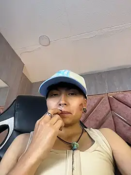 ian_mathias_n Live XXX chat