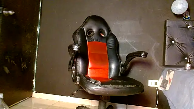 FuckHardlove Live XXX-Chat