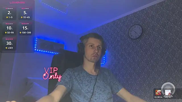 Aki-Laky Live XXX-Chat