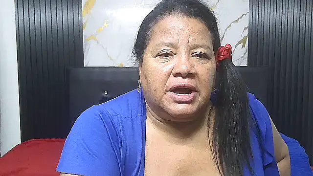Shanttal0272 live XXX chat
