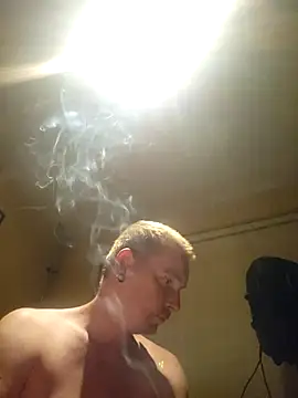 piercingpik Live XXX-chat