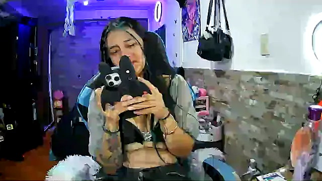 XXX chat uživo modela AngelaQueen_