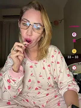 Živý XXX chat RAIRAsexy