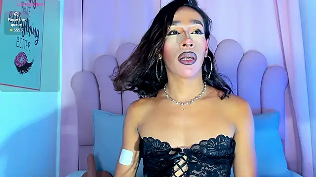NicoleMadrird's Live XXX Chat