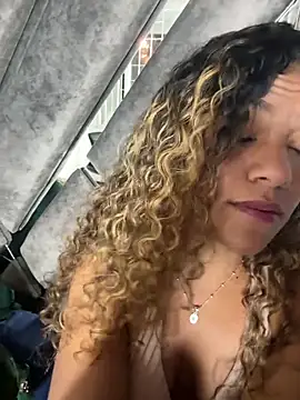 AngelPinkk_ Chat XXX in diretta