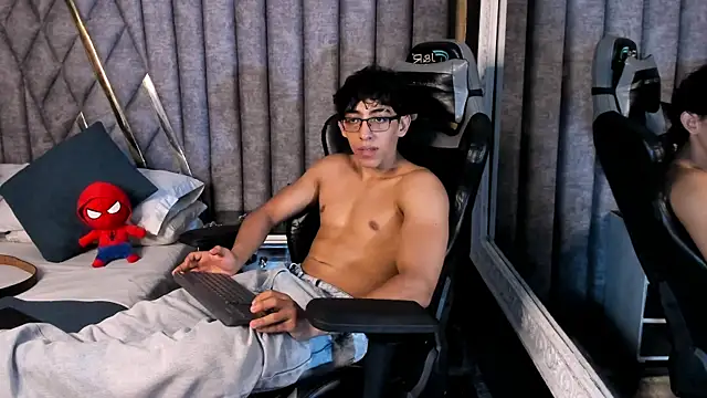 Živý XXX chat JuliaanRoss
