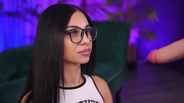 XXX chat uživo modela AzraReign