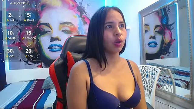 nicol_ross19 Chat XXX in diretta