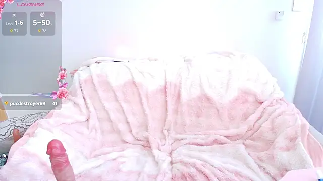 necroblonde's Live XXX Chat