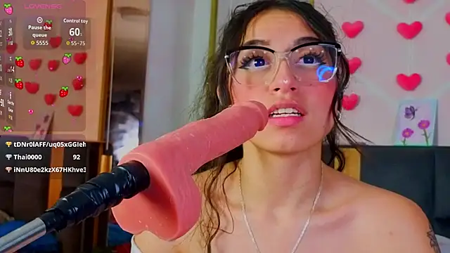 MadyJackson XXX чат на живо
