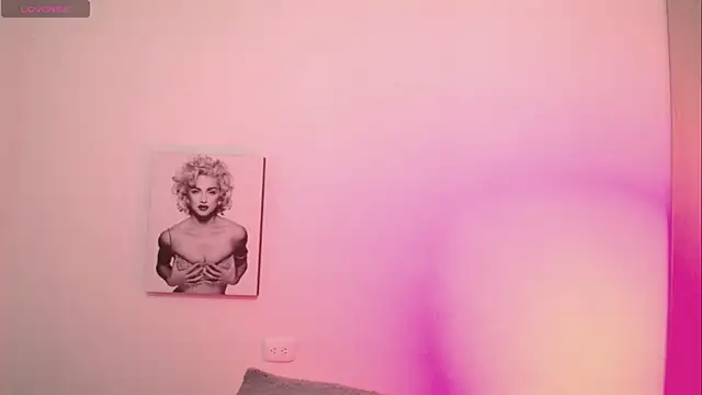 Chat +18 de Millie_bobby ao vivo