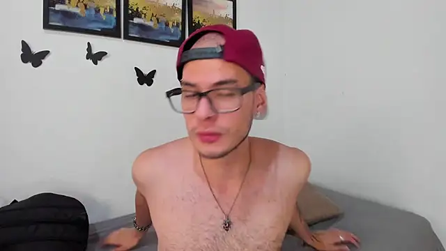צ'אט XXX בשידור חי של Vlad__night