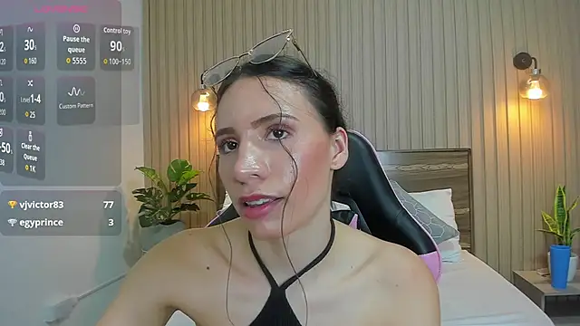 Chat +18 de valeryn__rosse ao vivo