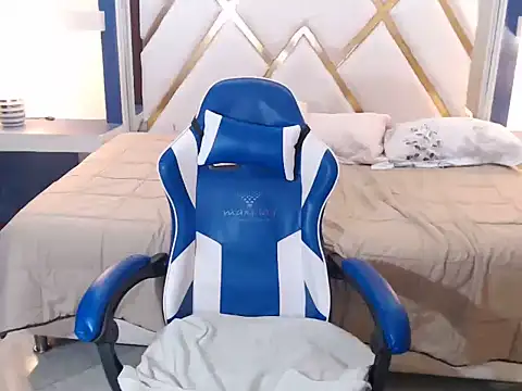 katiusca_rm's Live XXX Chat