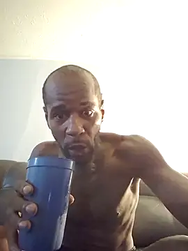 Boozle666 – Naživo XXX chat