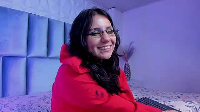 HollyPeach লাইভ XXX চ্যাট