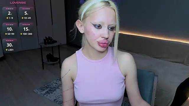 Chat XXX en directo de Luna_Beverly
