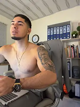 Chatroom XXX en direct de Dimitri_Colleman