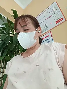 Lyna_sexy24's Live XXX Chat