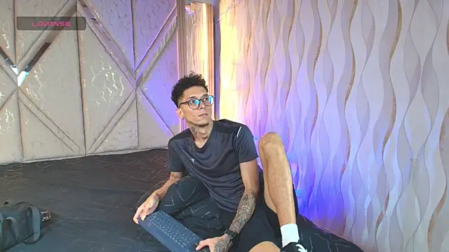 XXX chat uživo modela Merlin_2026