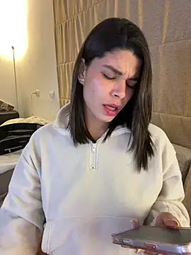 Dary_19 Adlı Modelin Canlı XXX Sohbeti