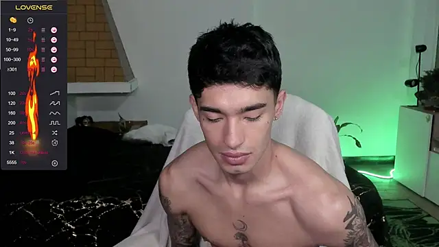 Czat XXX na żywo – Damon__333
