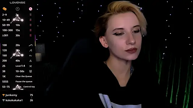 _Shadow_devil__ Adlı Modelin Canlı XXX Sohbeti