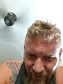 הופעת וובקאם של thebesteverhunter