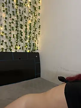 Cherry_Luna1 লাইভ XXX চ্যাট