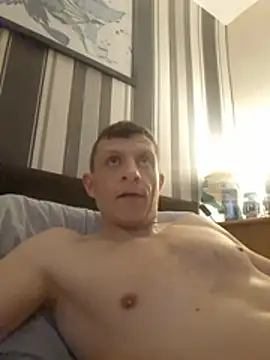 Chat XXX en directo de BigDmasked