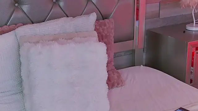 Chat +18 de LunaHart ao vivo