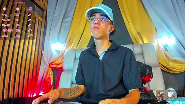 Mick-lollipop Live XXX-Chat