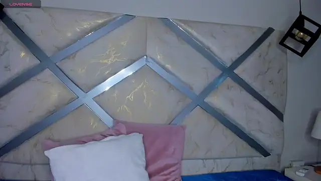 Chat XXX en directo de cami_rouxx