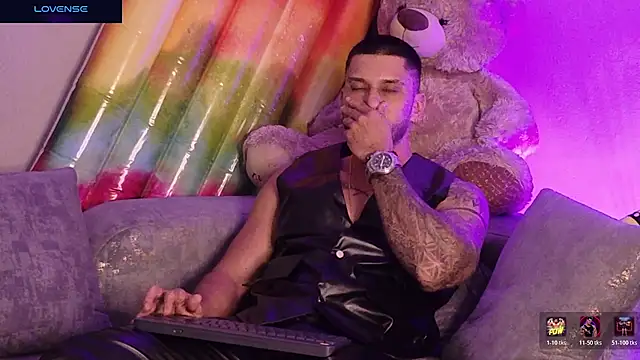 Seth_Vegaa – Naživo XXX chat